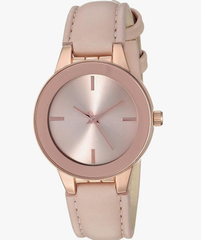 Reloj Amazon Essentials rosado minimalista