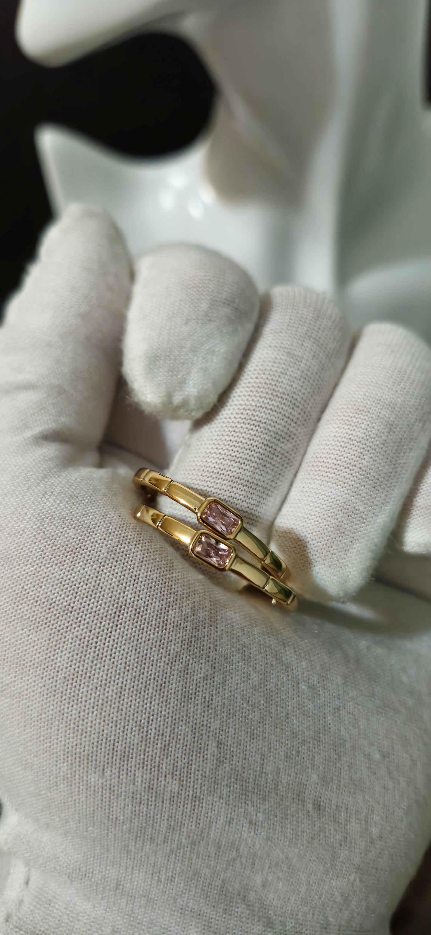 Aretes aro oro rosa y circonia rosada