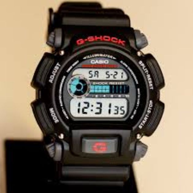 Reloj deportivo Casio G-Shock modelo DW9052-1V