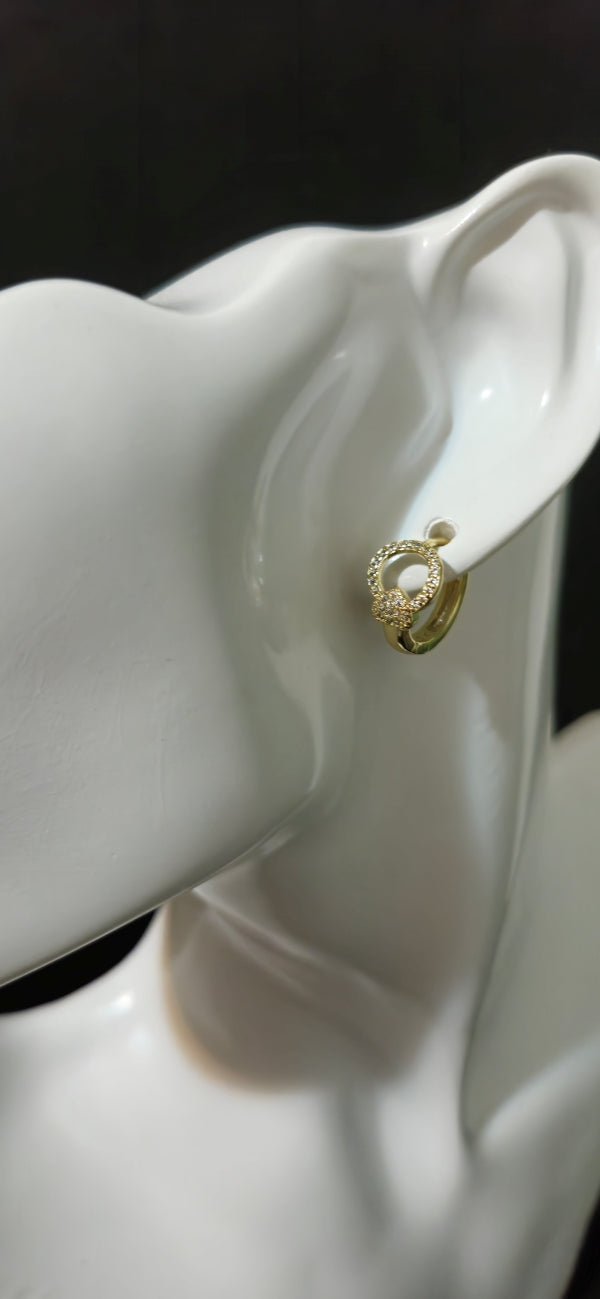 Aretes corazon con circonias