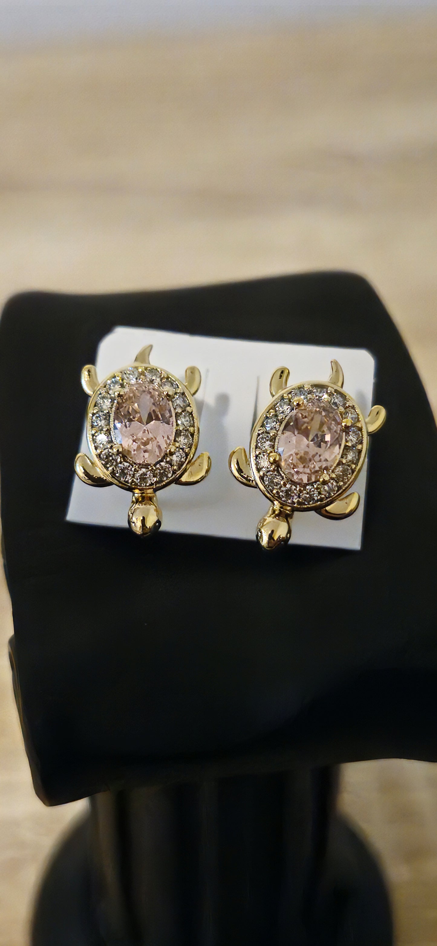 Aretes de tortuga con circones rosada