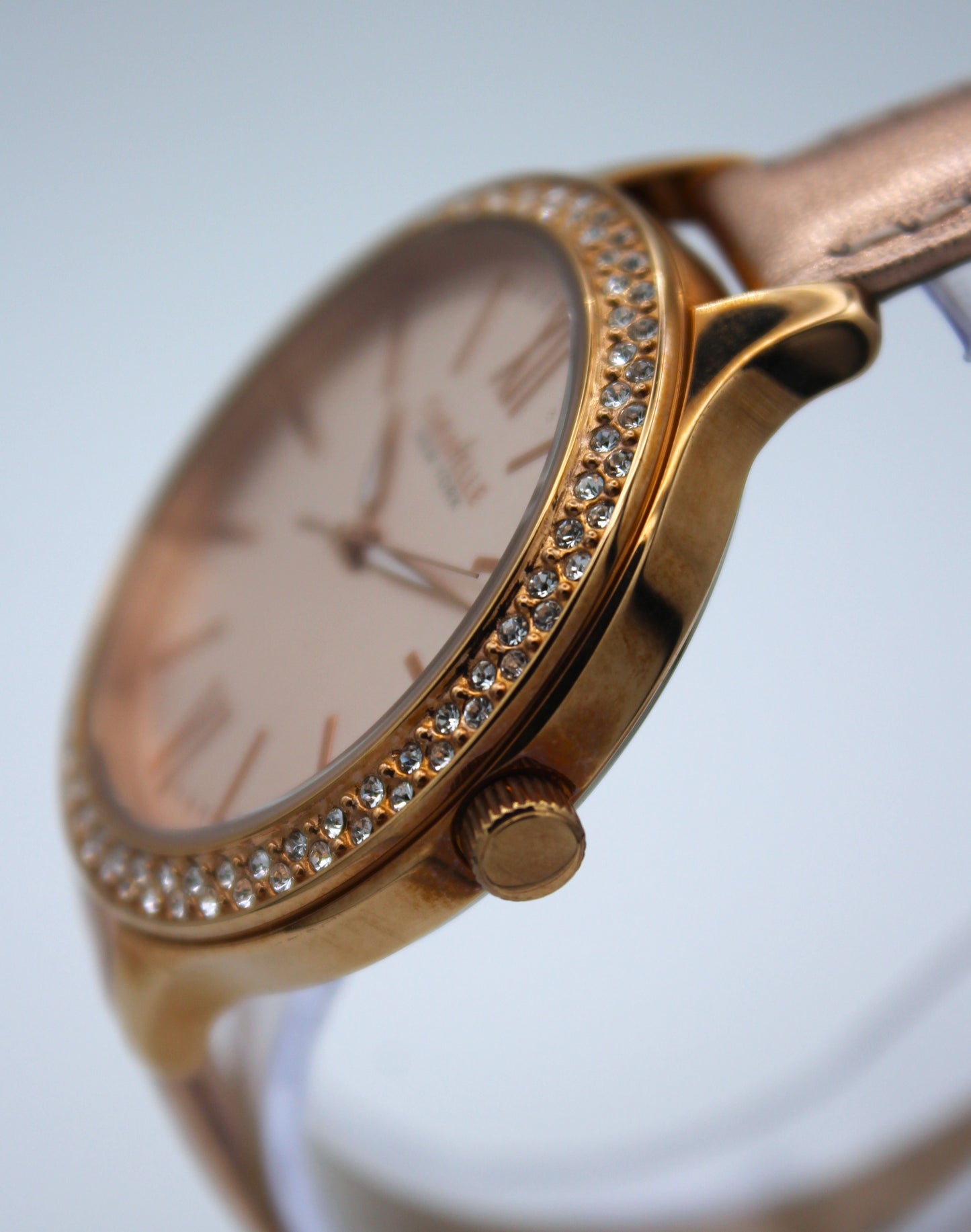Caravelle by Bulova 44L132 – Lindo reloj femenino con baño en oro rosa