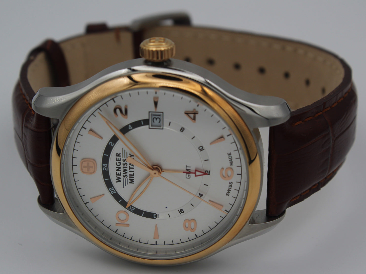 Wenger 79306C – Elegante clasico GMT