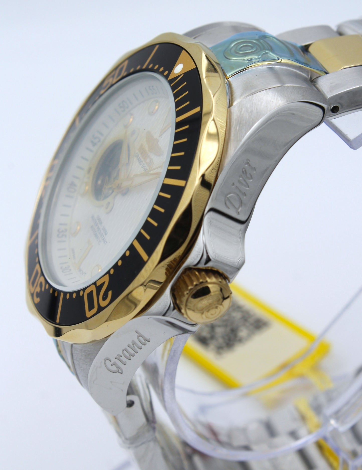 Invicta Grand Diver 13704 – Automático de corazon abierto
