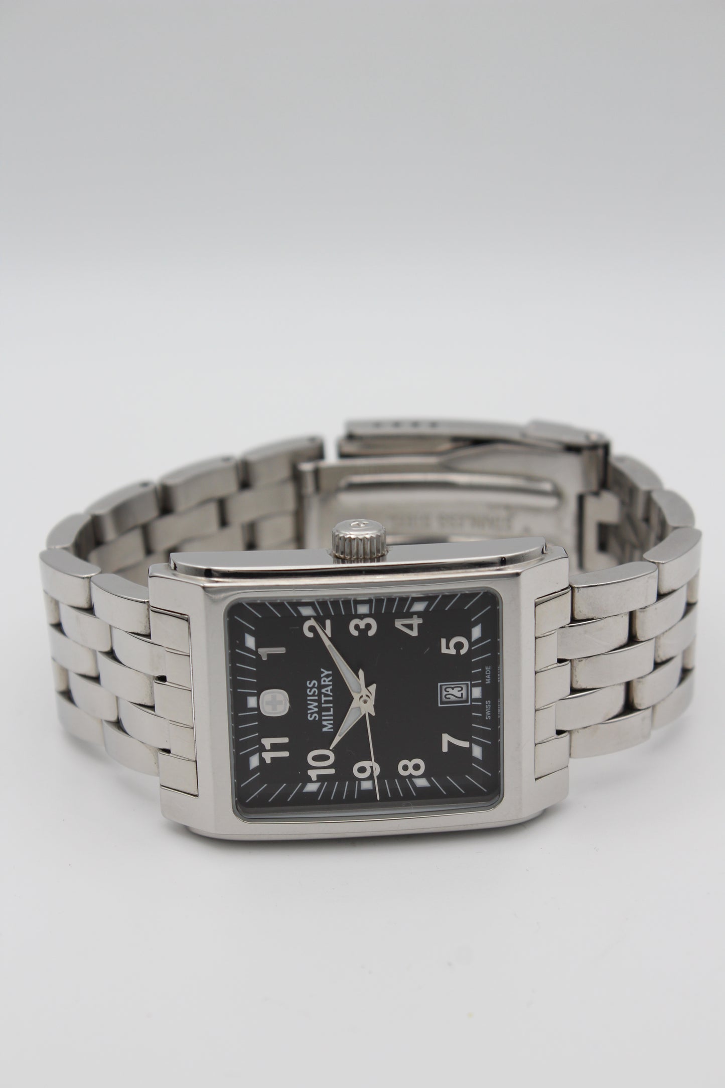 Swiss Military 5512XZ - Clasico suizo estilo Tank