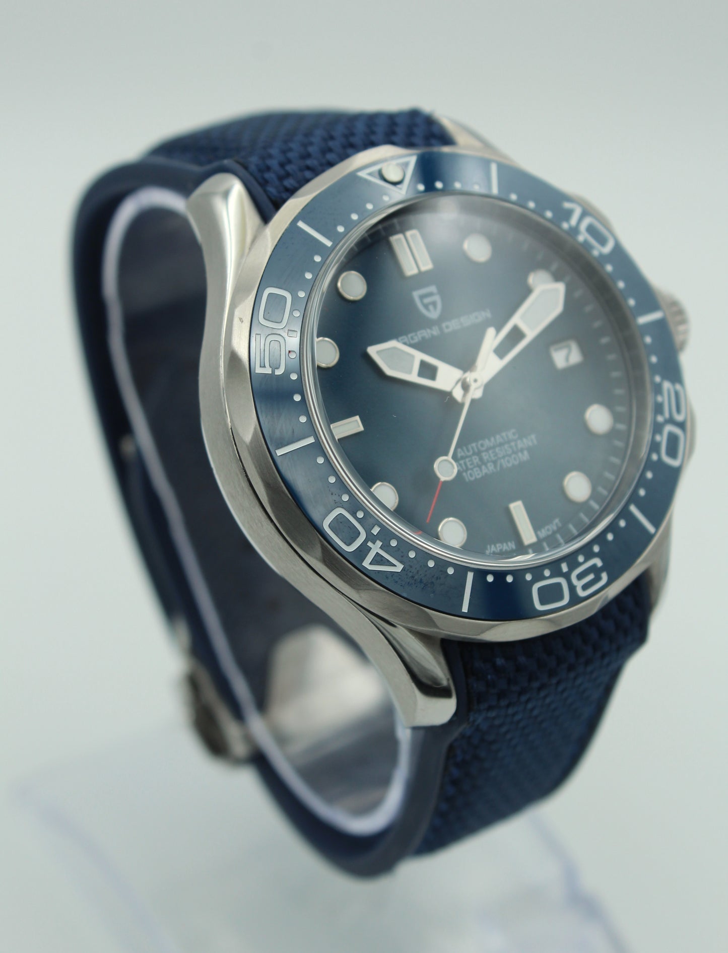 Pagani Design PD-1667 – Diver automático estilo vintage