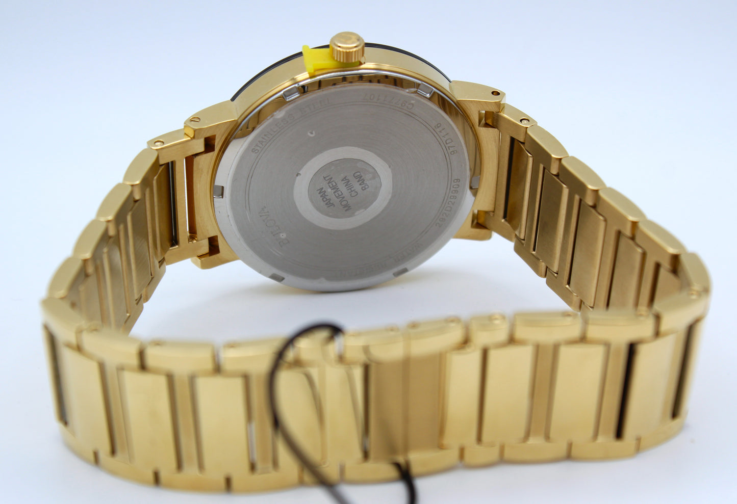 Bulova Futuro 97D116 – Moderno y elegante con cristal edge-to-edge