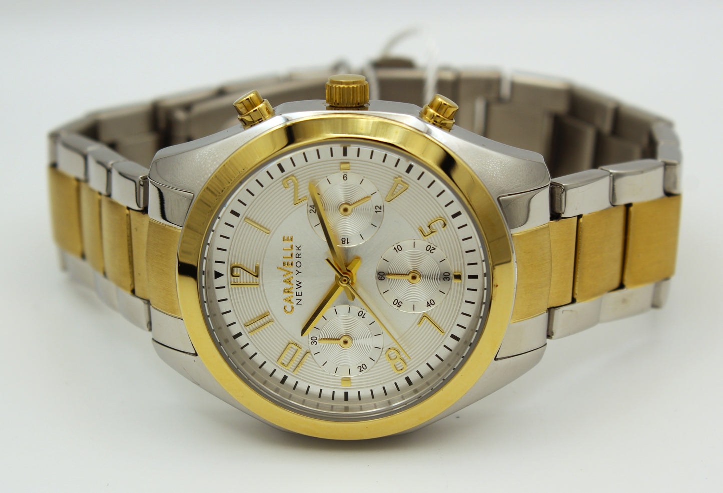 Caravelle by Bulova 45L136 – Elegante Cronógrafo Bicolor