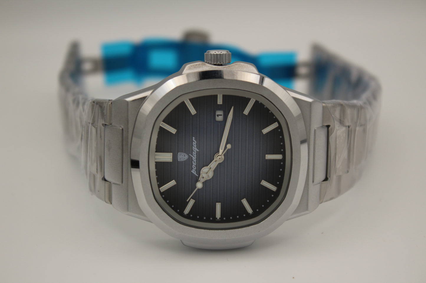 Poedagar 613 – Elegante reloj de vestir.
