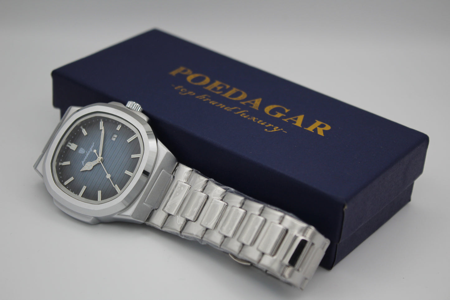 Poedagar 613 – Elegante reloj de vestir.